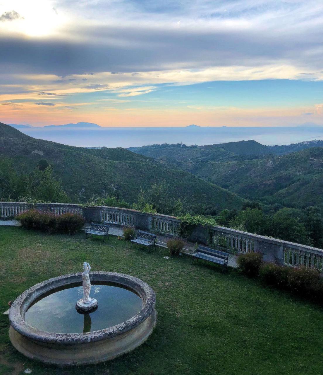 Villa Musolino - Country Resort Мессина Экстерьер фото